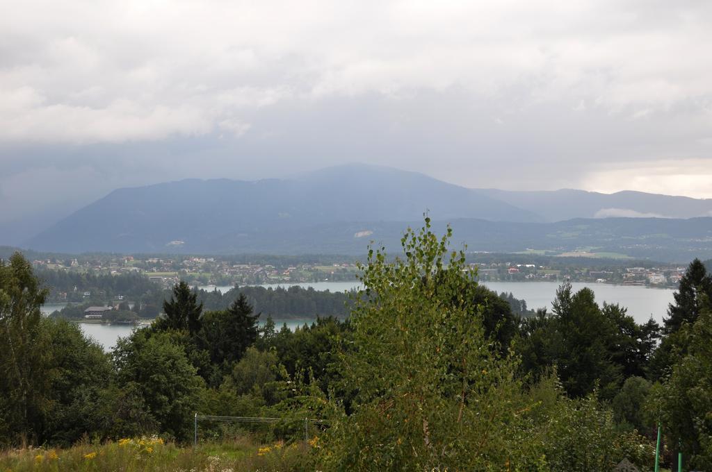 Ferienhaeuser Inge Und Seeblick Oberaichwald  Rum bild